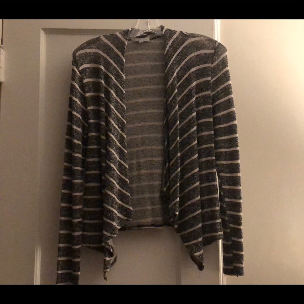 Light weight cardigan